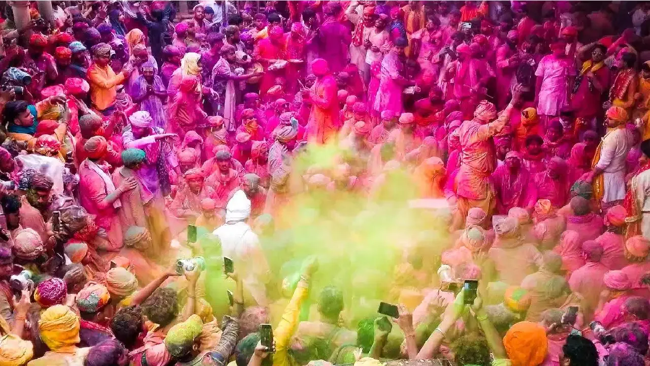 Best Places to Visit During Holi
