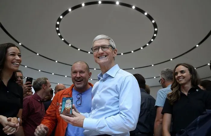 Tim Cook
