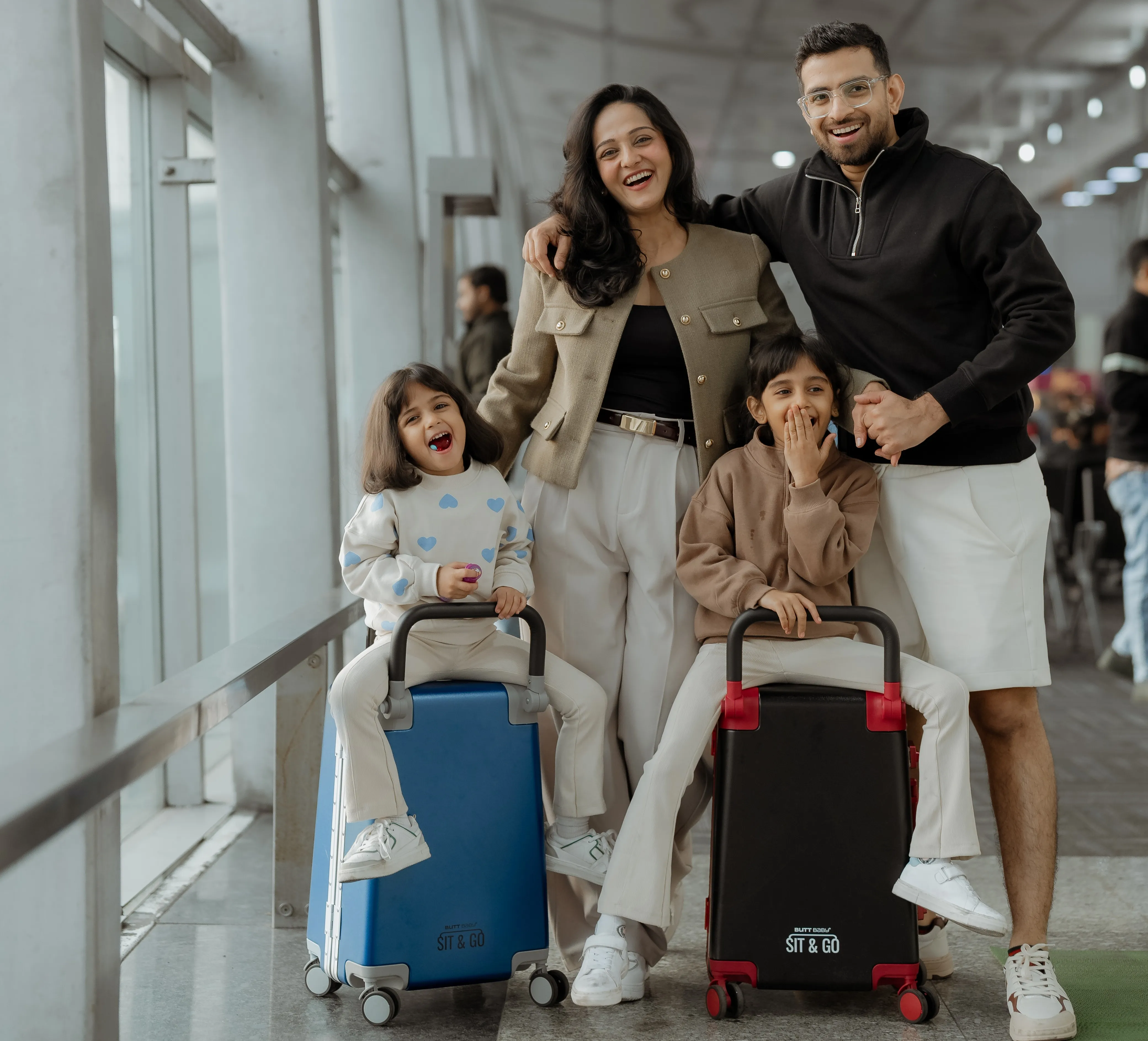 Ruchi & Akash Jain with their kids