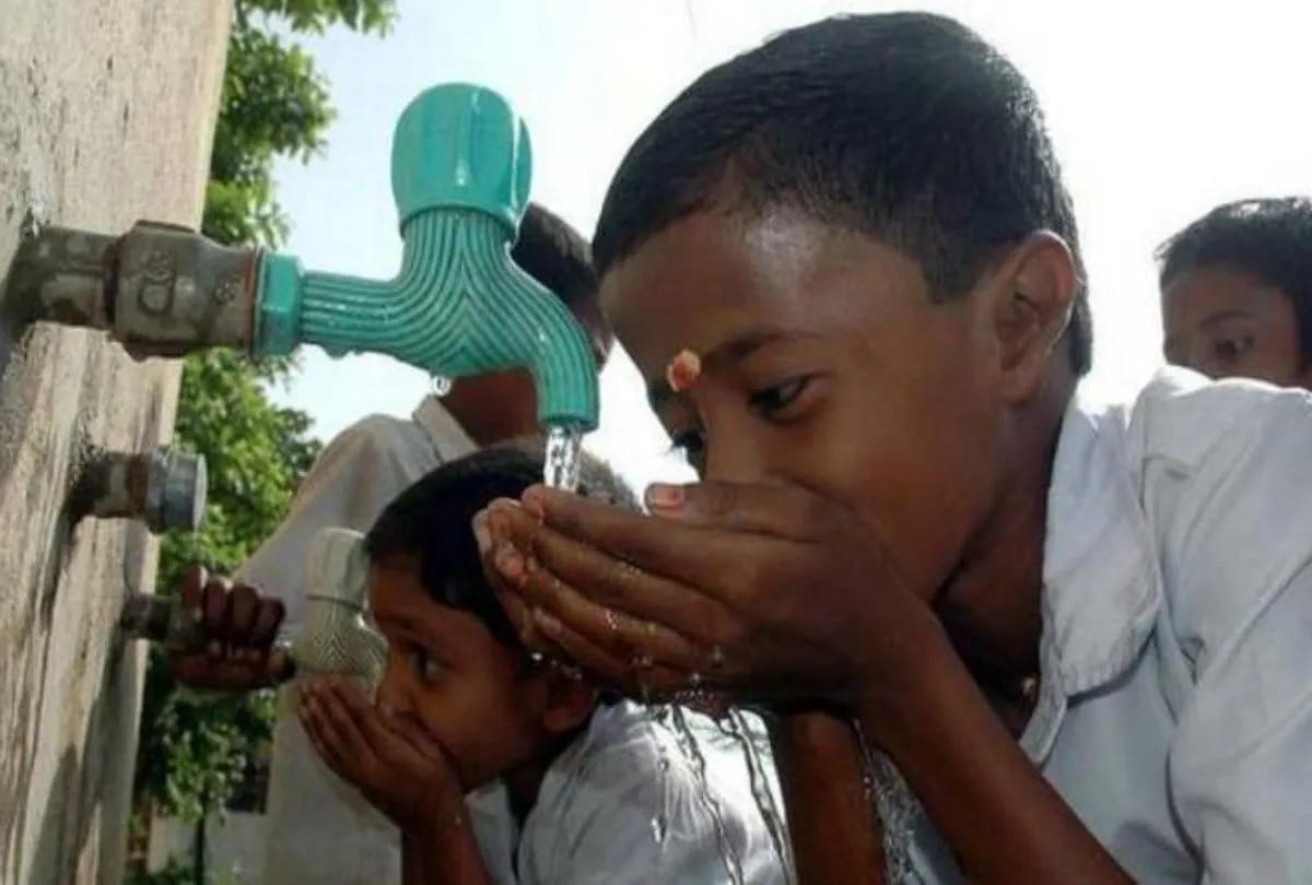 जानिए क्या है दिल्ली में मिल रहे मुफ्त के पानी का गणित - Delhi Government  Free Water Scheme Know All About It - Amar Ujala Hindi News Live