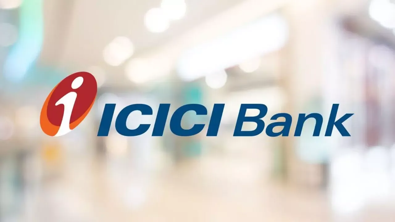 ICICI Bank Hikes Minimum Savings Account Balance: ICICI Bank का बड़ा झटका!  अब Savings Account में रखना होगा ₹50,000, वरना लगेगा भारी चार्ज | Big shock  from ICICI Bank! Now you will