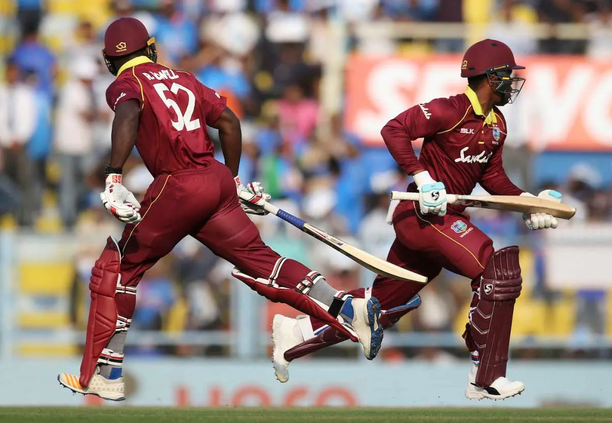 Rovman Powell and Shimron Hetmyer run between the wickets | ESPNcricinfo.com