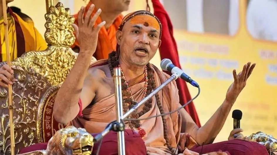 Magh Mela authority questions Swami Avimukteshwaranand over Shankaracharya  title - India Today
