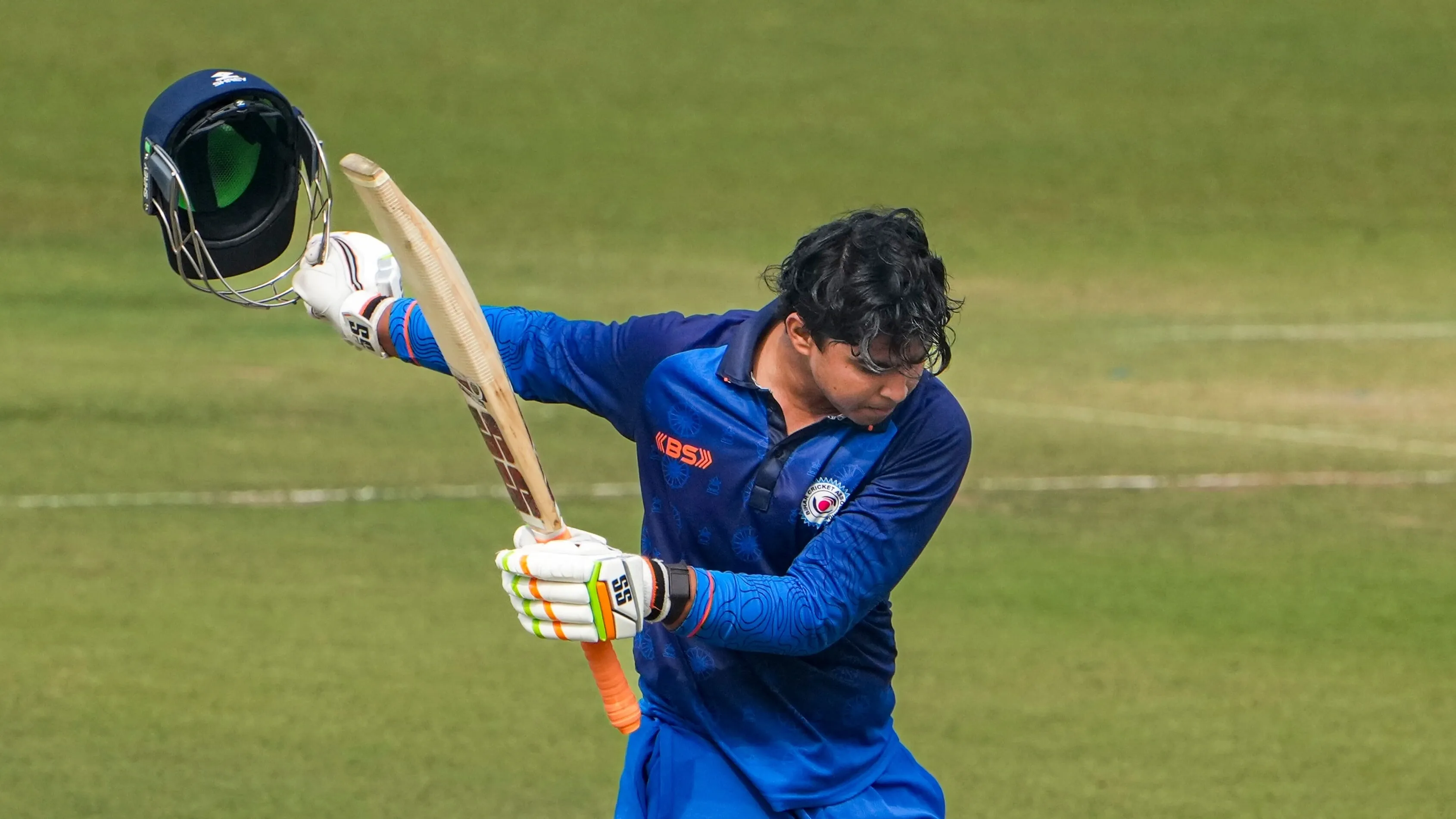 Vijay Hazare Trophy Stats 22 centuries With world record of 574 runs Top 10  Records on Day 1 Here You Can See Full List विजय हजारे ट्रॉफी के पहले दिन  लगे 22