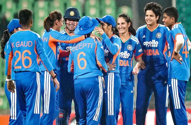 INDW vs SLW: हरमनप्रीत के अर्धशतक से भारत ने पांचवें टी20 में श्रीलंका को  हराया, 5-0 से किया क्लीन स्वीप - india beat sri lanka in the fifth t20  completing a 5