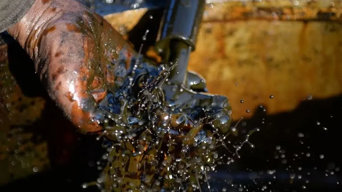 खुशखबरी! भारत में मिला नया तेल भंडार, कच्चे तेल के आयात पर कम होगी निर्भरता  - India TV Hindi