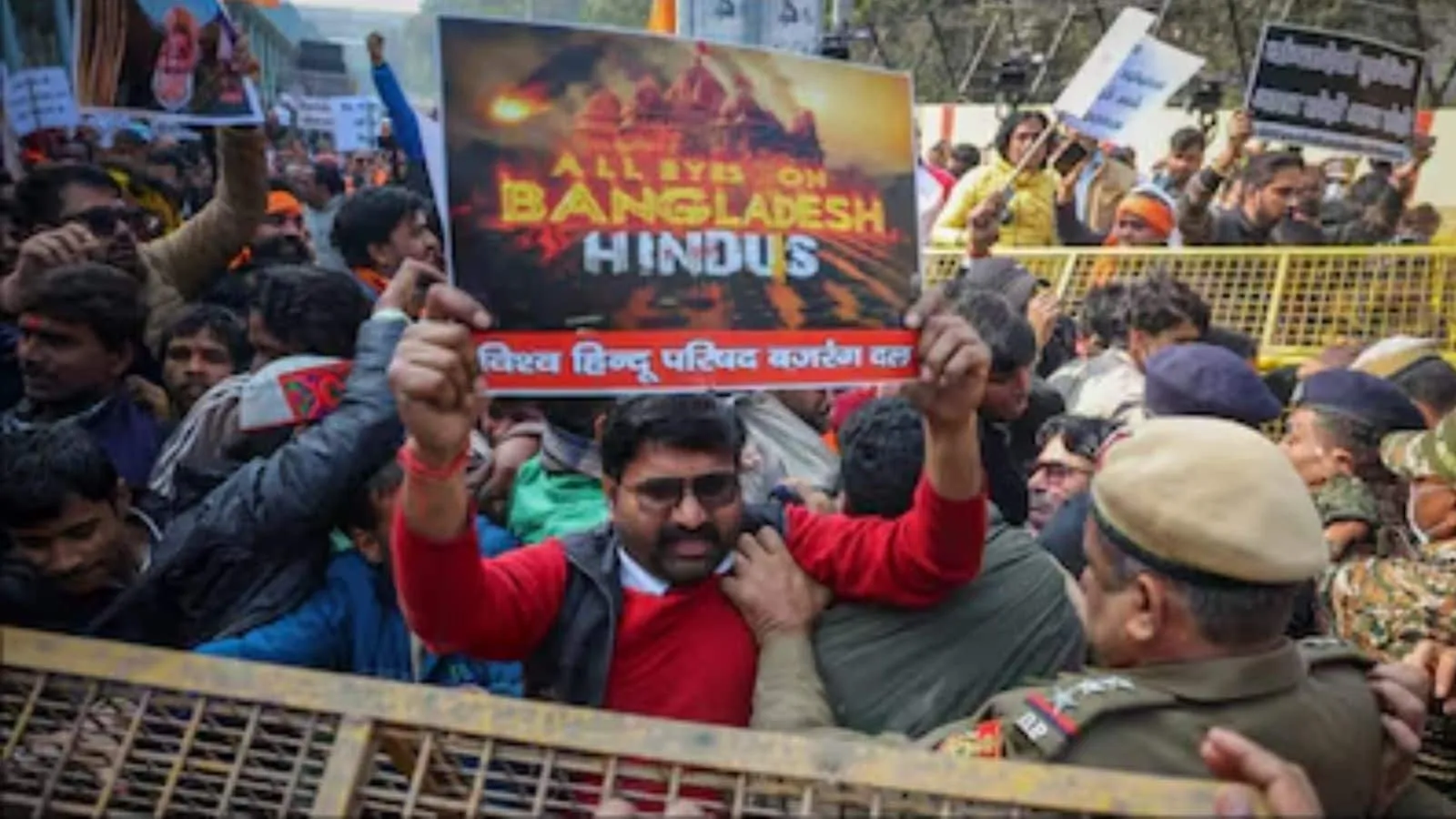 Bangladesh: बांग्लादेश में एक और हिंदू की हत्या, पेट्रोल पंप पर रिपन पर कार  चढ़ाकर ले ली जान - another hindu man killed in bangladesh over fuel payment  dispute turned fatal |