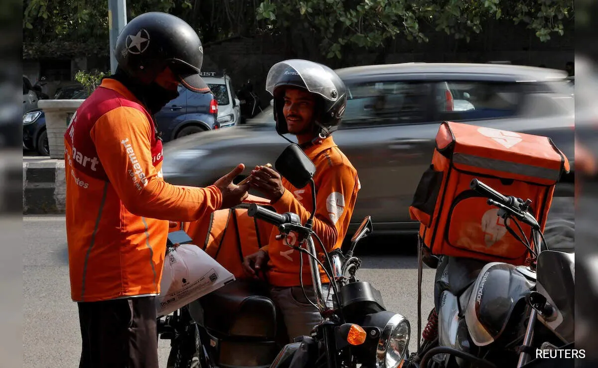 जैप्टो-ब्लिंकिट की 10 मिनट डिलीवरी का भविष्य खतरे में, लॉजिस्टिक्स और कास्ट  संकट ने बढ़ाई