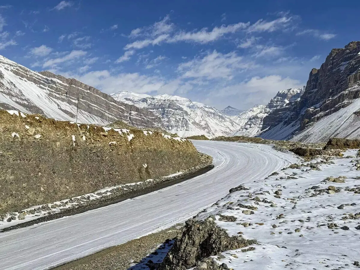 Himachal Pradesh on snowfall alert: Manali may freeze at 0 degrees today.  Check what IMD has predicted for Shimla, Kullu, Lahaul and Spiti - The  Economic Times