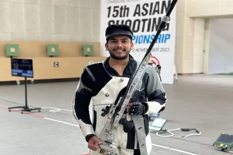 aishwarya-tomar-asia-shooting-gold