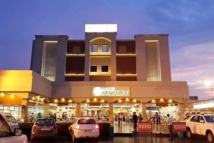 Amrik Sukhdev | LBB