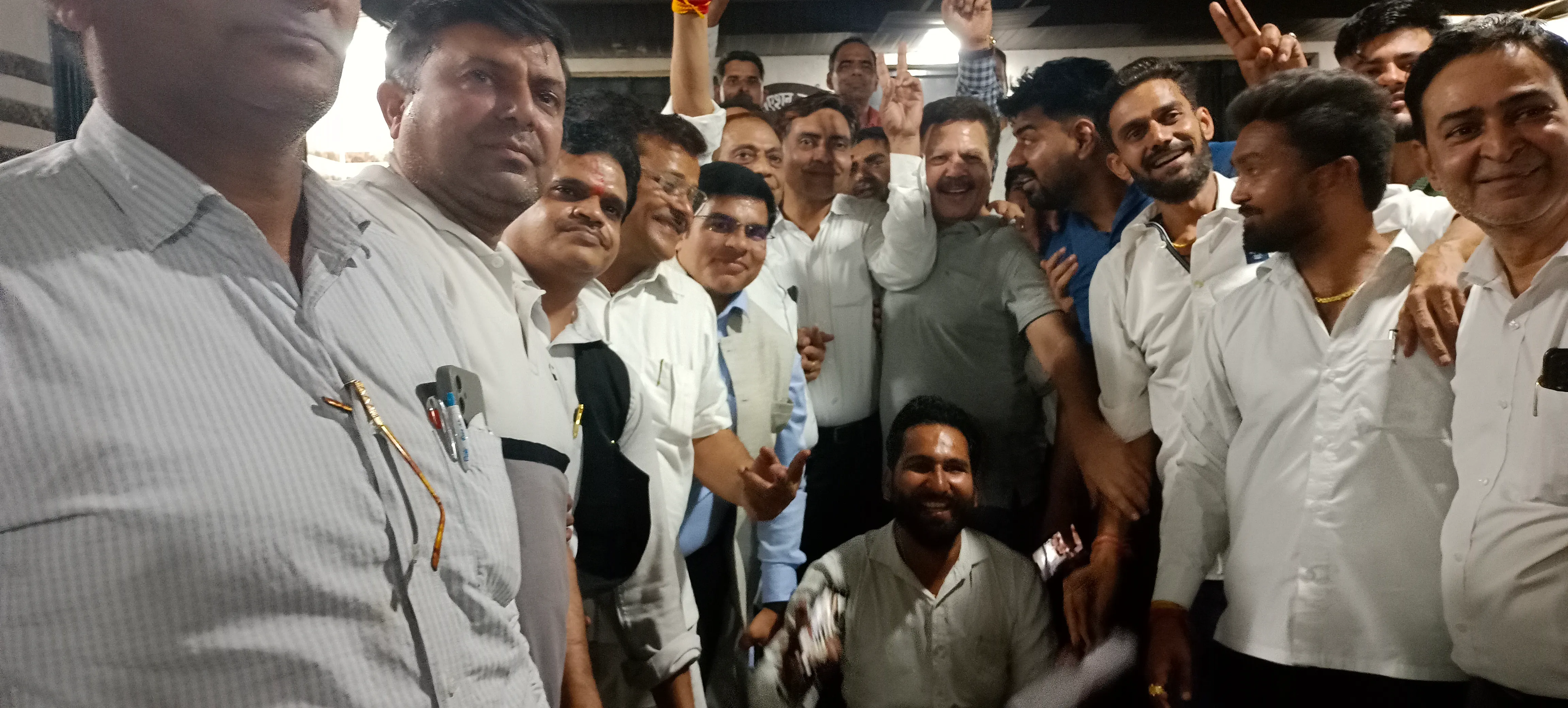 जीत के बाद जश्न 