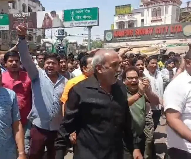 पहलगाम आतंकी हमले के बाद जनाक्रोश फूटा।