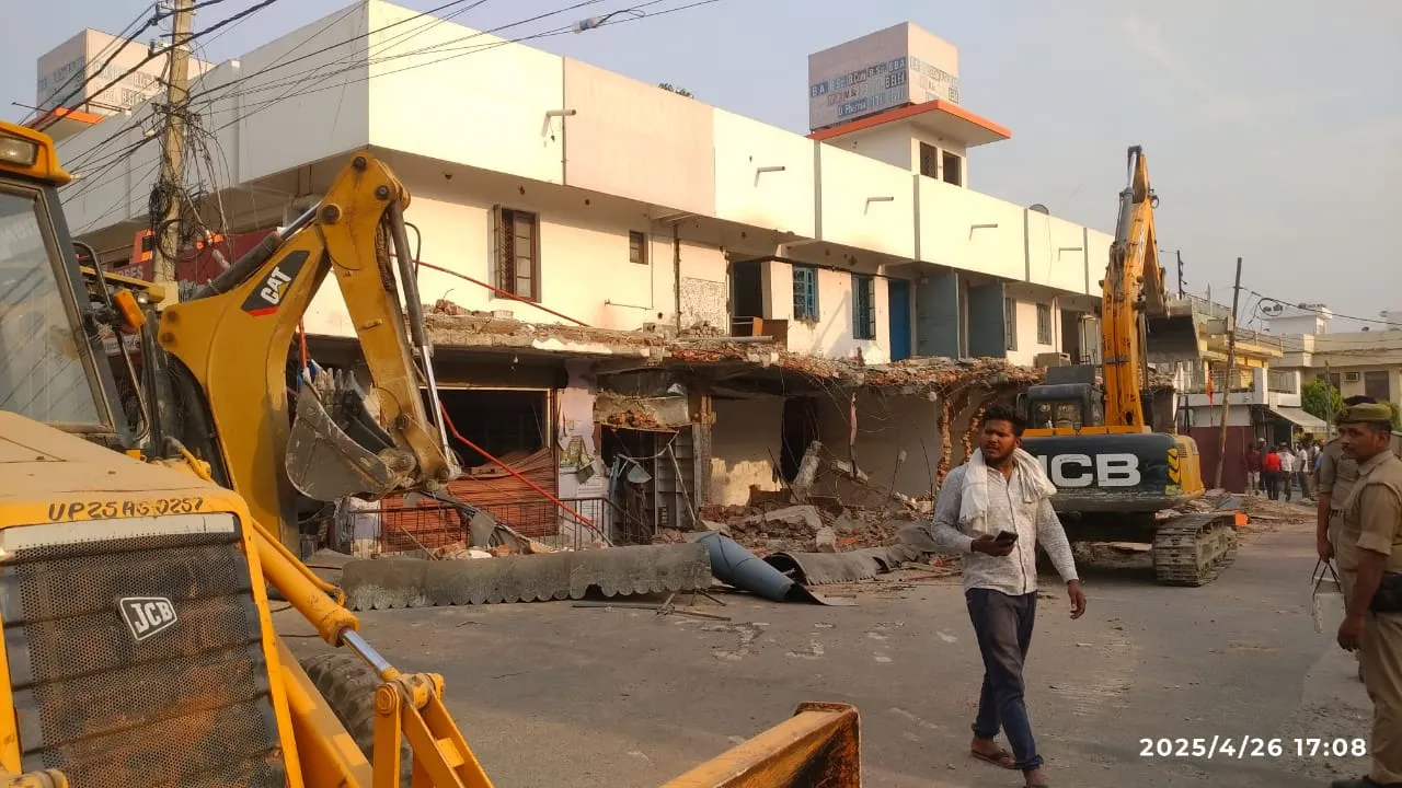 bulldozer on BJP leader3