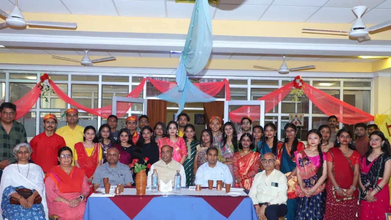 सीएसजेएमयू में फूड फेस्टिवल का आयोजन।