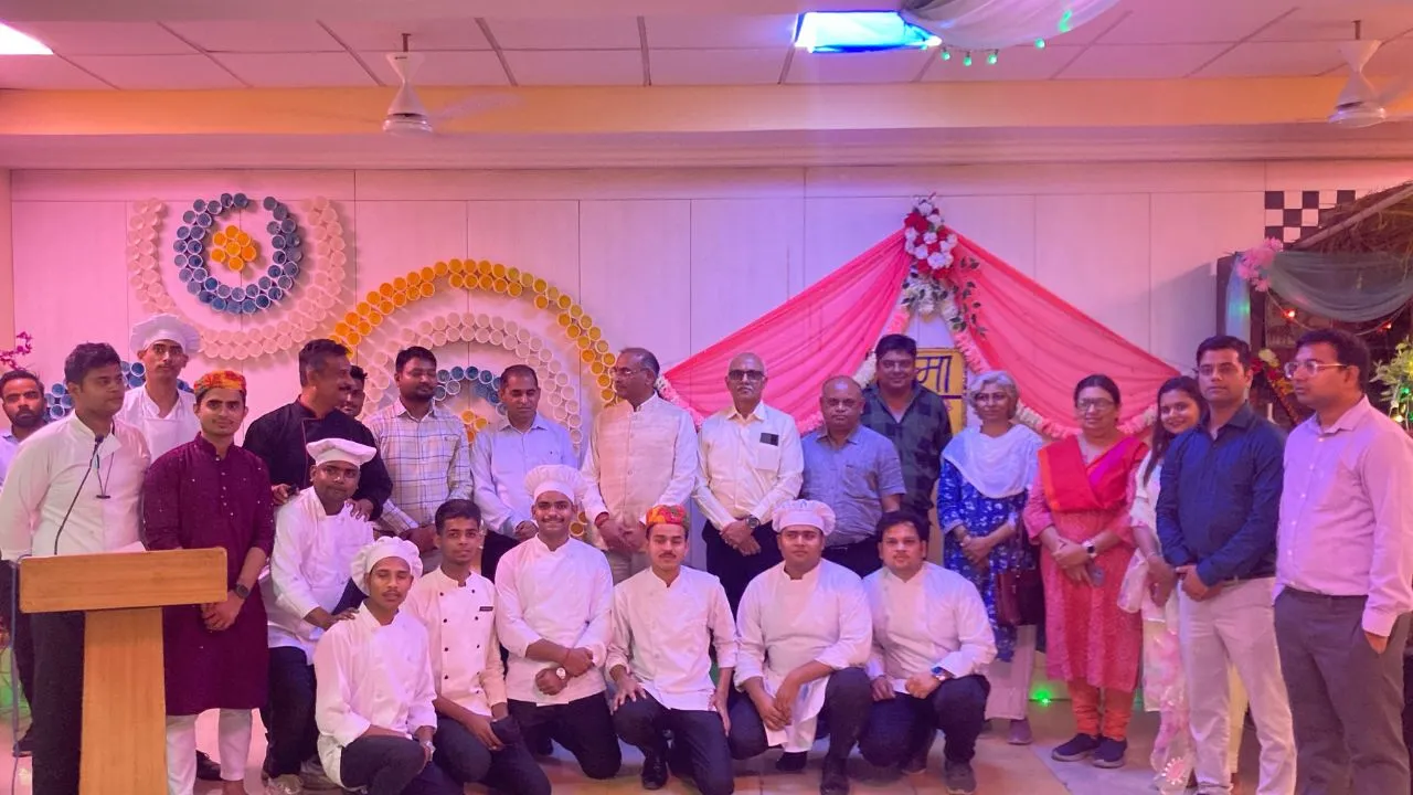 सीएसजेएमयू में फूड फेस्टिवल का आयोजन।