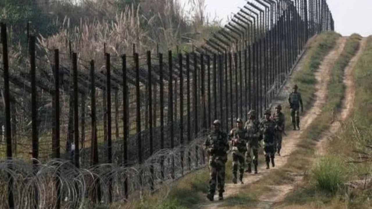 LoC Tension: पाकिस्तान ने फिर तोड़ा संघर्षविराम, सेना ने दिया मुंहतोड़ जवाब