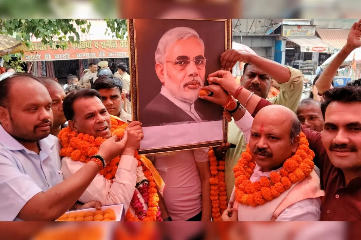 जातिगत जनगणना के फैसले का गाजियाबाद में जोरदार स्वागत