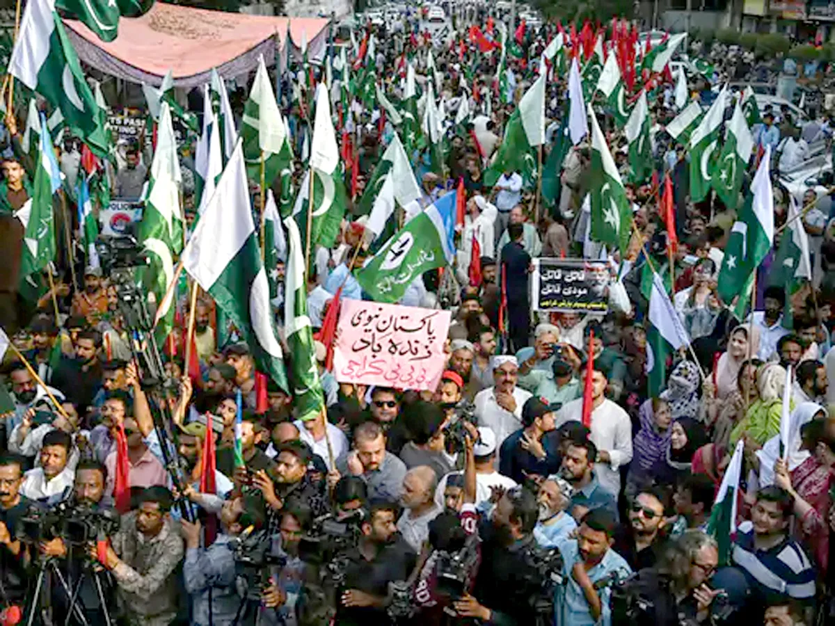 There are protests against India in Pakistan