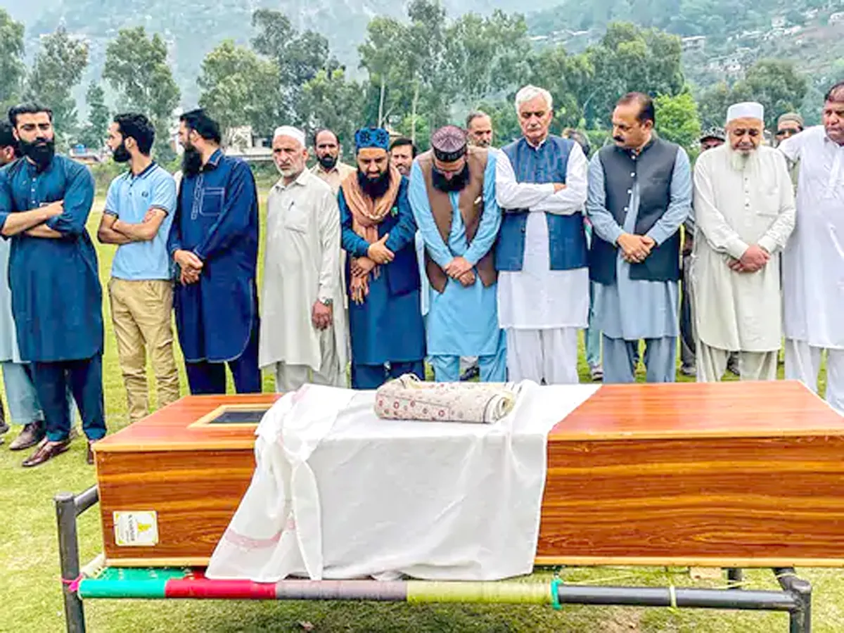 Preparations are underway for the last rites 