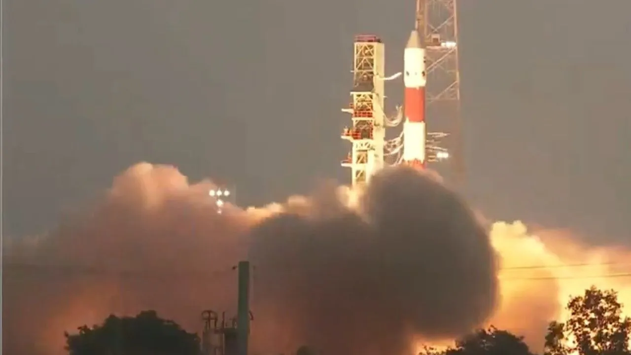ISRO launched EOS-09 satellite from PSLV-C61, problem in the third stage, mission could not be completed