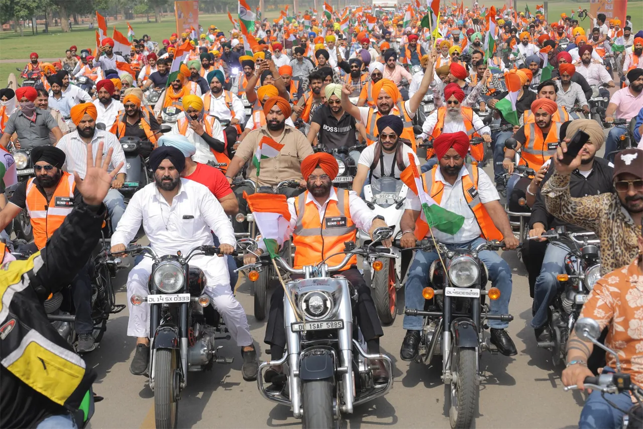 DELHI TIRANGA YATRA, SIKH SAMAJ, BJP