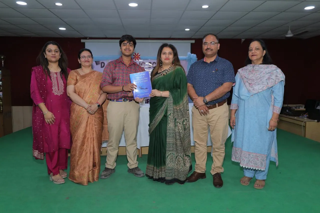 लेखक बने विद्यार्थी