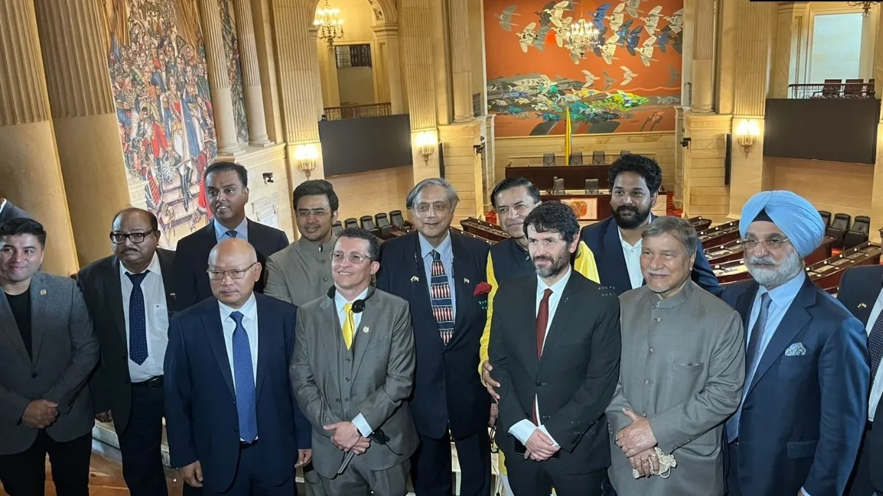 Colombia- All-party delegation led by Congress MP Shashi Tharoor to the Colombian Congress