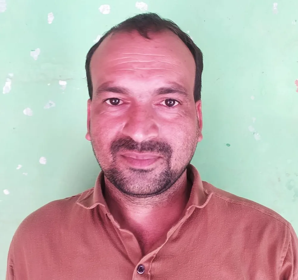 अभिभावक हरिओम यादव