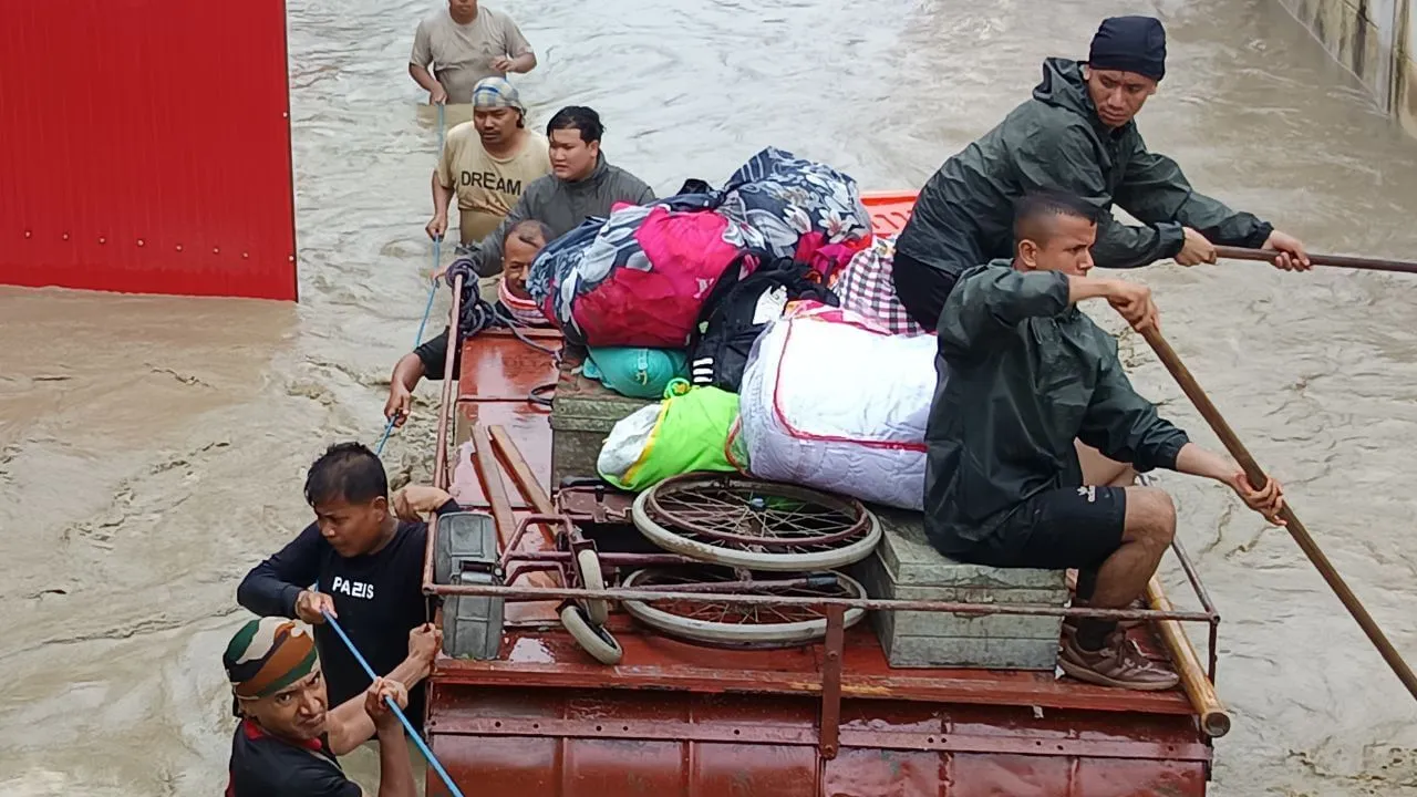 northeast flood army rescue