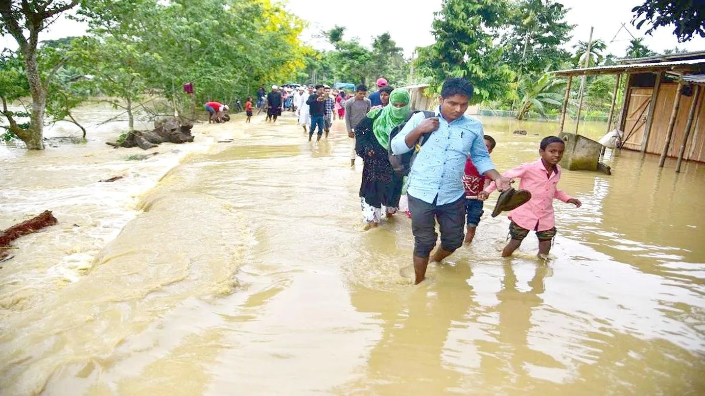 असम में बाढ़ से बिगड़े हालात | यंग भारत न्यूज