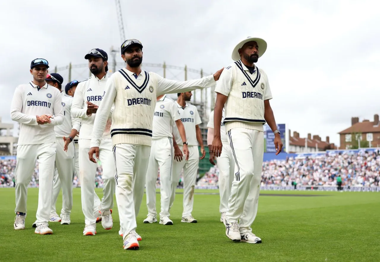 Ravindra Jadeja gives Mohammed Siraj, who bowled a fierce spell in the middle session, a pat on the back, England vs India, 5th Test, 2nd day, The Oval, August 1, 2025