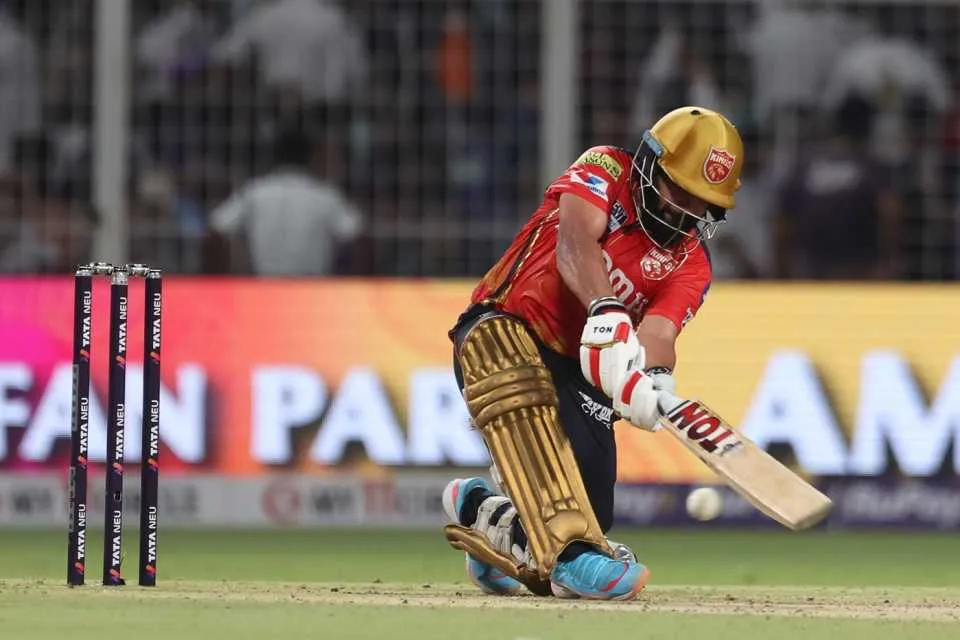 Prabhsimran Singh goes for the switch hit, Kolkata Knight Riders vs Punjab Kings,  Kolkata, IPL 2025, April 26, 2025