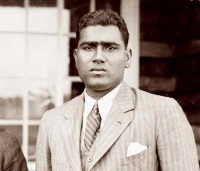 तेज़ गेंदबाज़ी का ख़ौफ और भारत का सबसे तेज़ गेंदबाज़ मोहम्मद निसार - ICN  हिंदी
