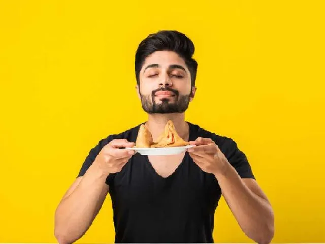 বাইরের খাবার একেবারেই না