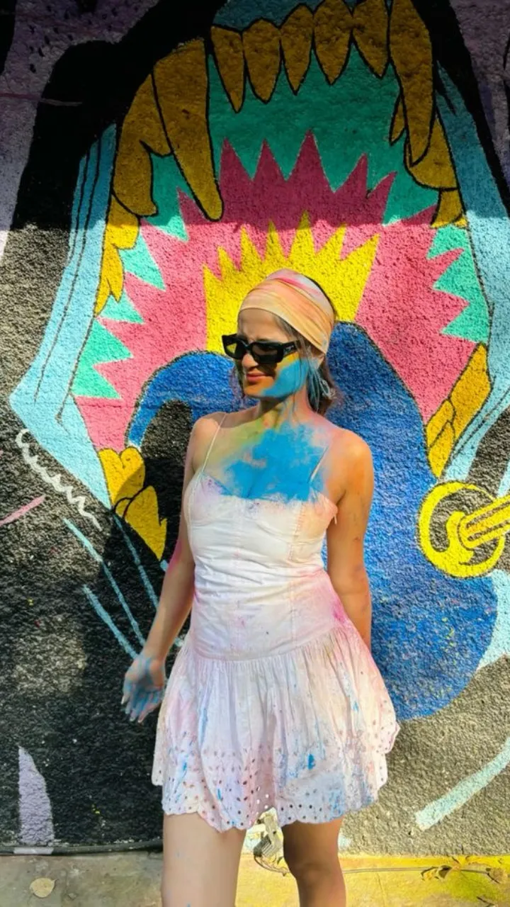 Holi