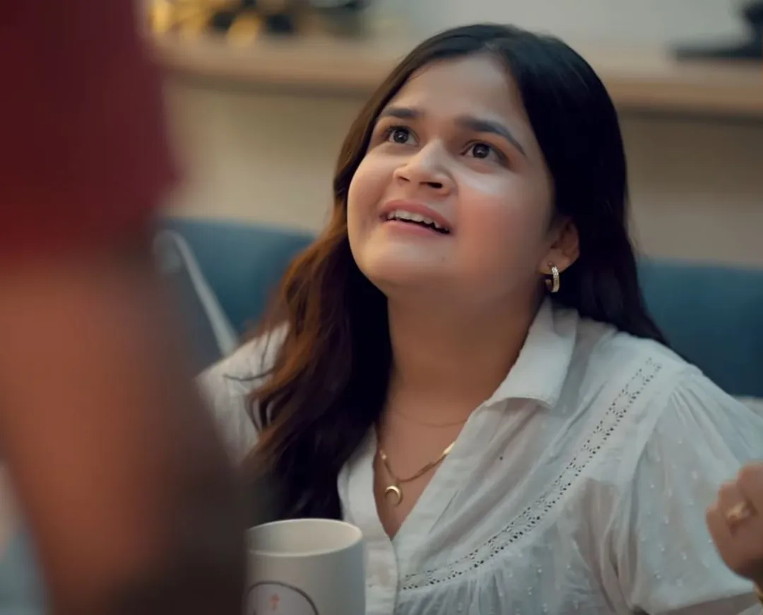 Saloni Daini, as Sanvi,