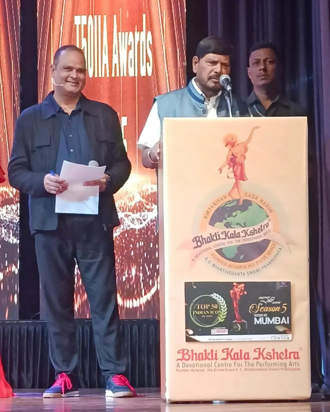 Minister Ramdas Athawale gives humorous speech as Dushyant Pratap Singh is smiling