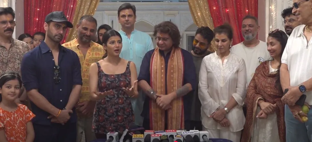 Samridhii Shukla shared that she loves it when the whole team gathers for a havan before Diwali.