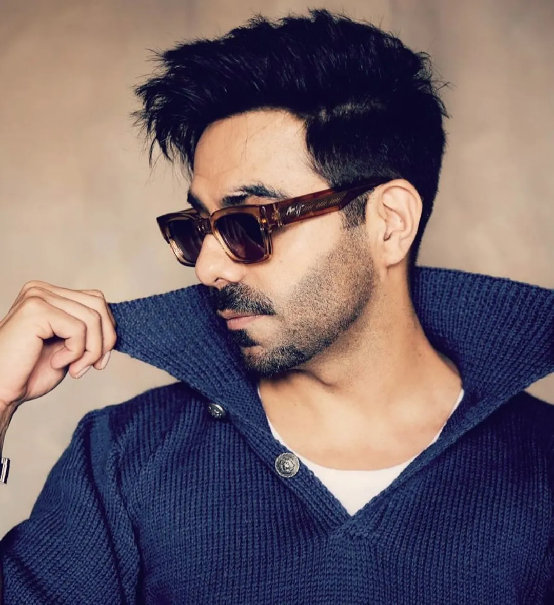 Aparshakti Khurana's Delightful Take on Anwar Masood’s Poem Banian, Will Make Your Day (2)