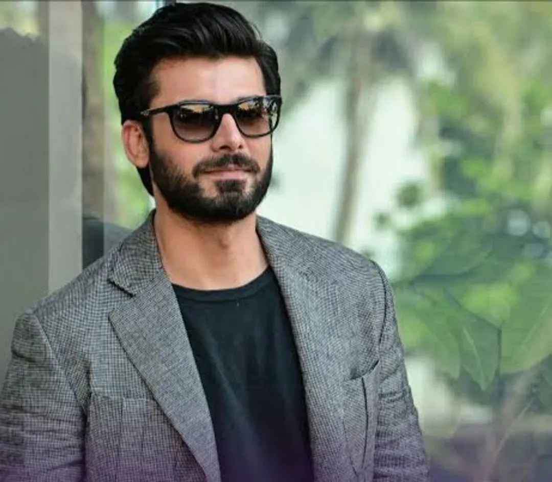 Fawad Khan's 'Abir Gulaal' Banned  (1)