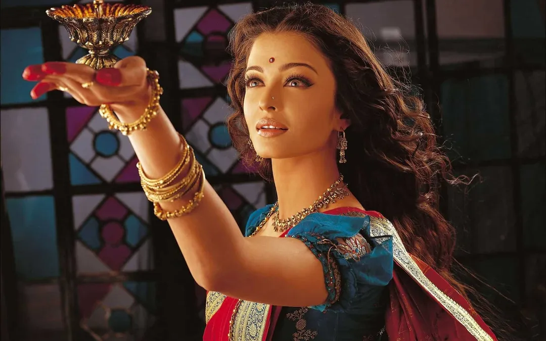 Aishwarya Rai Bachchan: From Nandini to Paro, a look at her iconic movie  characters over the years