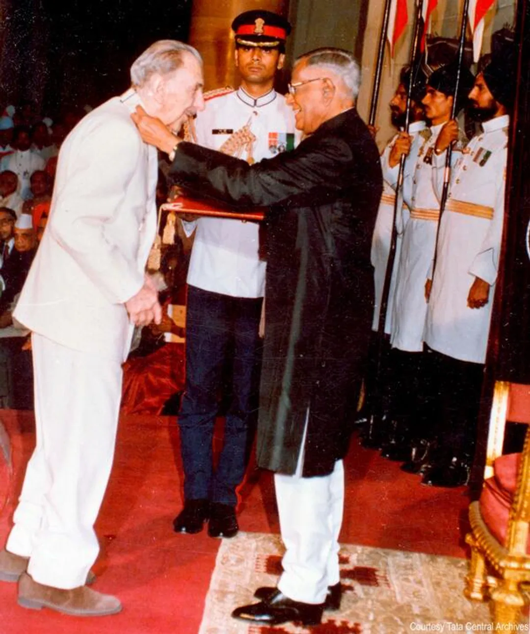 JRD Tata was awarded India's highest civilian honour, the Bharat Ratna, in 1992 #JRDTata http://t.co/QlBeVFW9WB"  / X