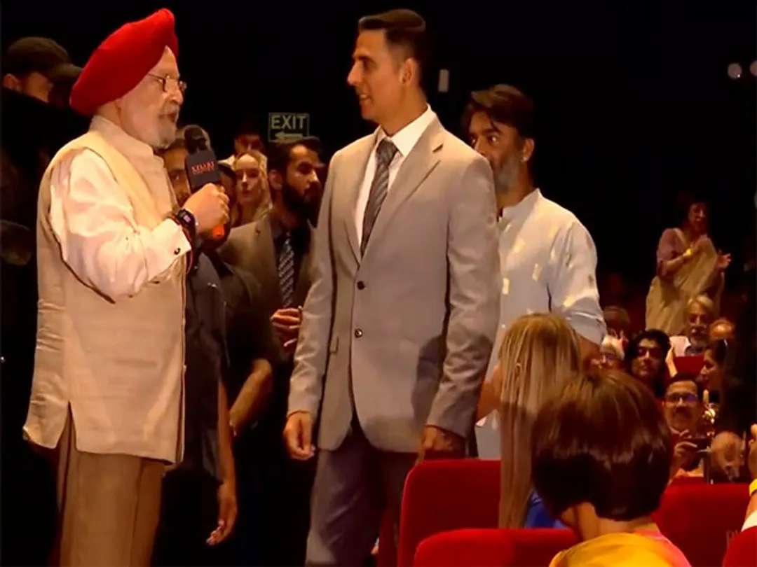 It focuses on a transformational period in our history: Union Minister  Hardeep Singh Puri praises Kesari Chapter 2