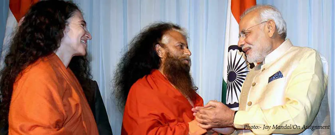 Hon'ble Prime Minister Narendra Modi and Pujya Swamiji Meet During historic  first trip to the United States as PM – H.H. Pujya Swami Chidanand  Saraswatiji |