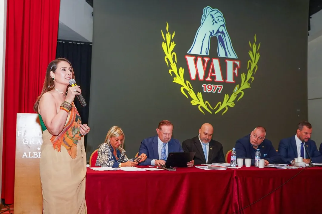 Preeti Jhangiani leads India armwrestling team