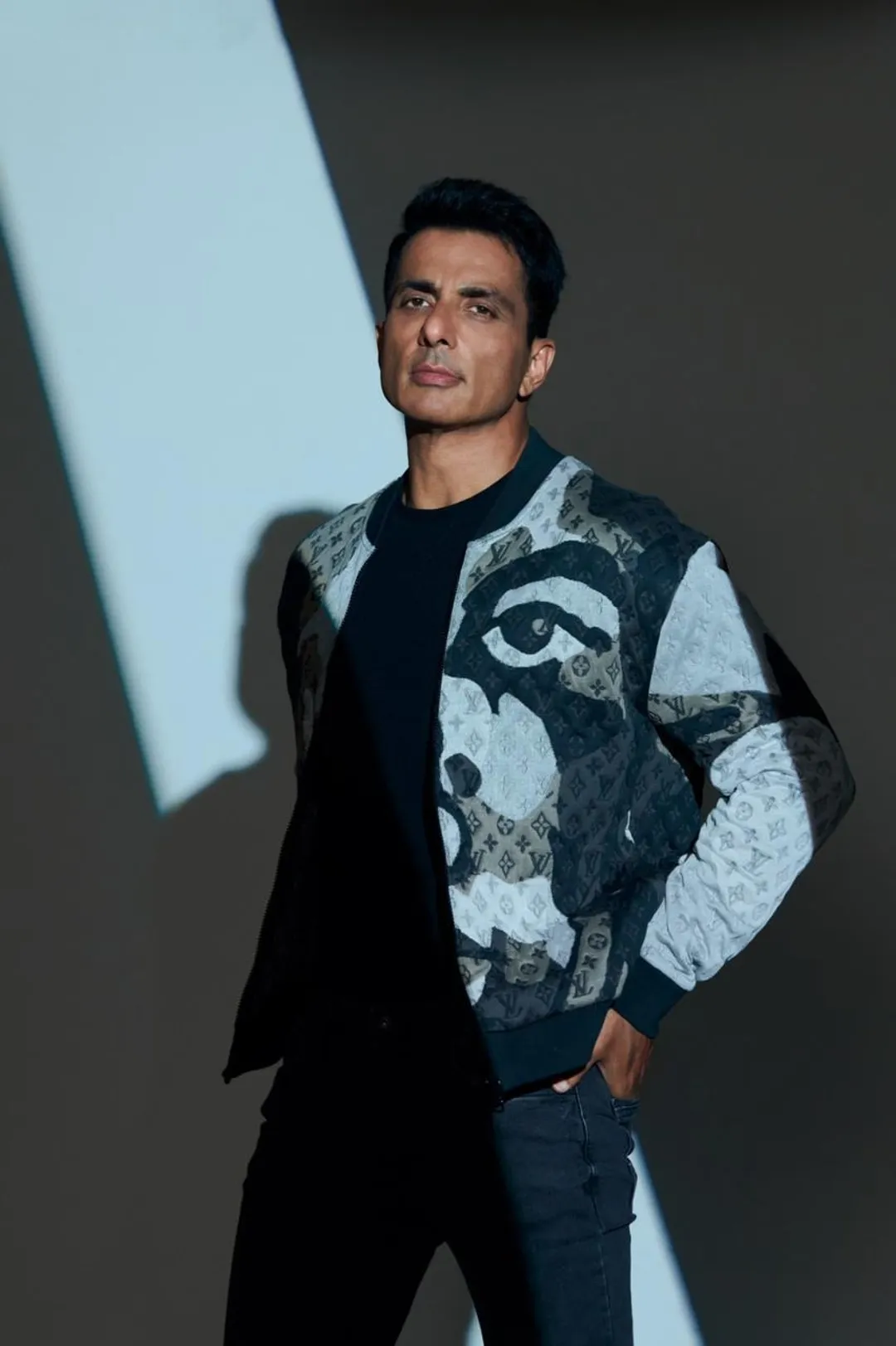 Sonu Sood Promises to Stand by Family of Late Avijot Singh (2)