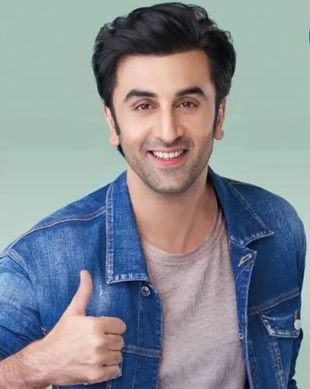 Ranbir Kapoor Airport Kindness Viral Story