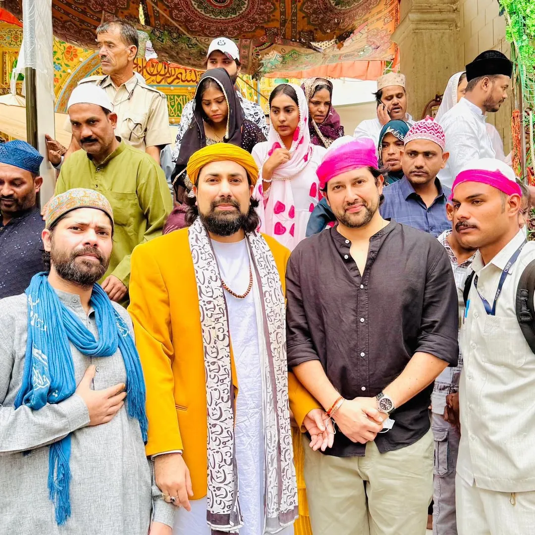 Aftab Shivdasani at Ajmer Sharif Dargah