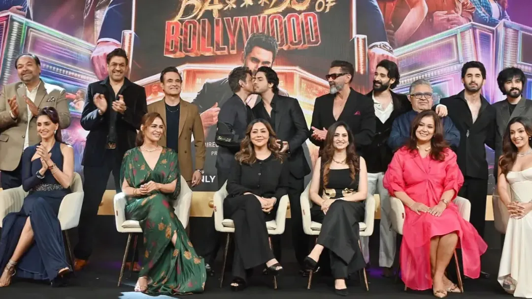Shah Rukh Khan.,Gauri and Aryan Khan with fabulous cast of the Netflix OTT series !